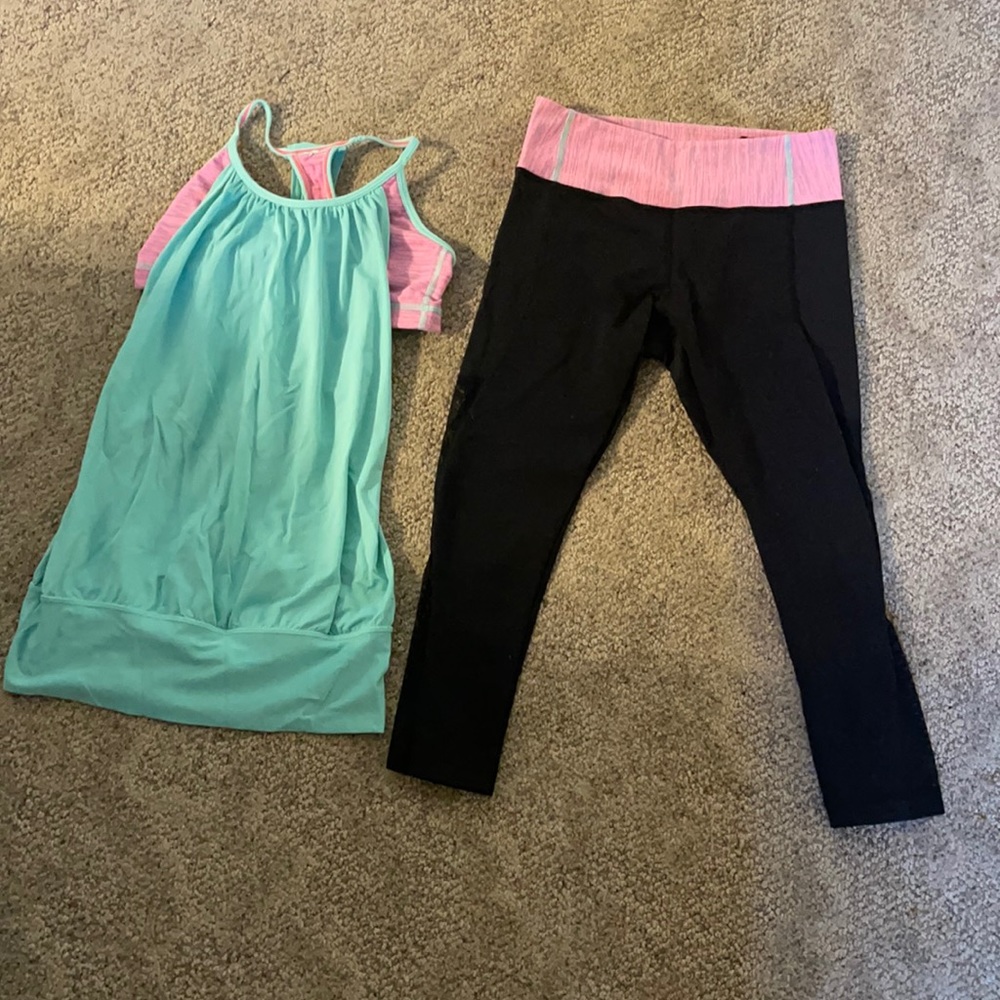 Lululemon workout outfit